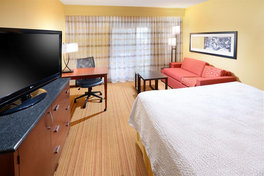 Courtyard By Marriott Dallas Plano In Legacy Park Exteriér fotografie