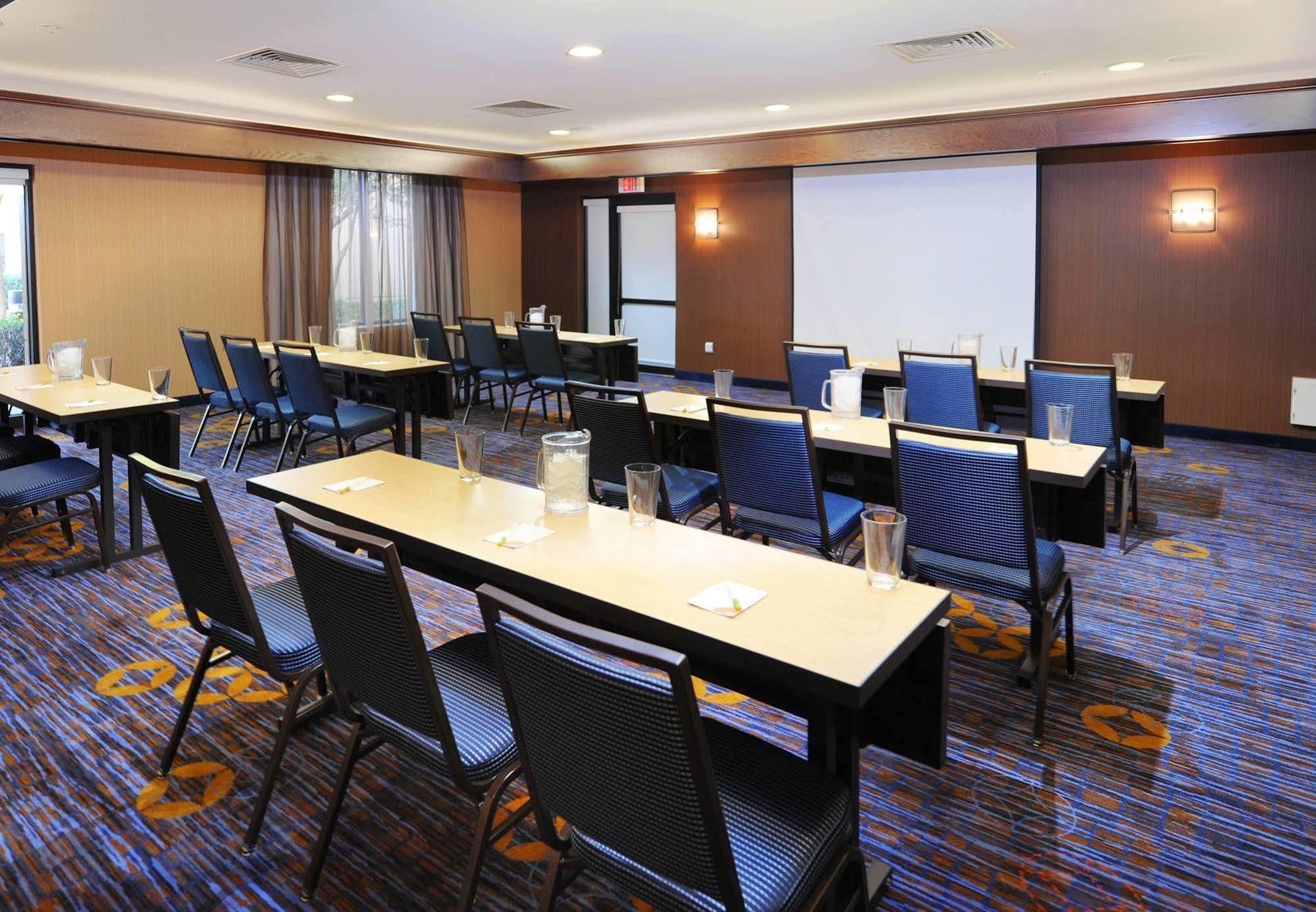 Courtyard By Marriott Dallas Plano In Legacy Park Exteriér fotografie